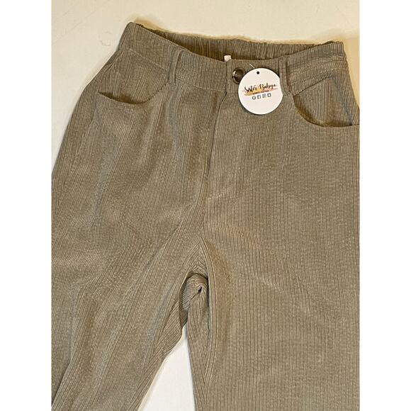Emory Park Cozy Zone Corduroy Pants Womens M Khaki High Rise Flare Split Hem NWT - Picture 2 of 13